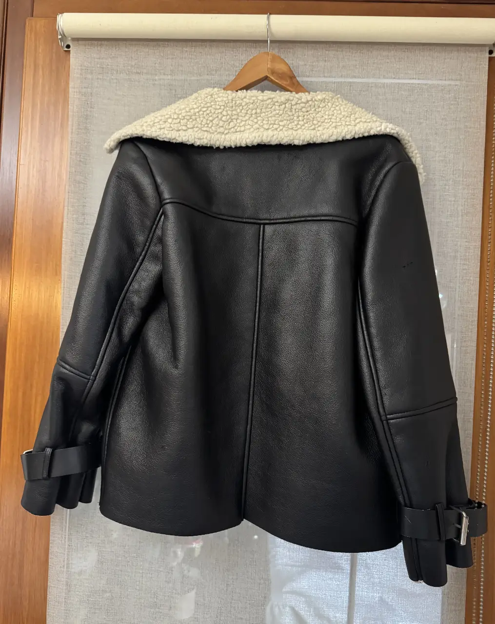 Campera Mango - Vista 3