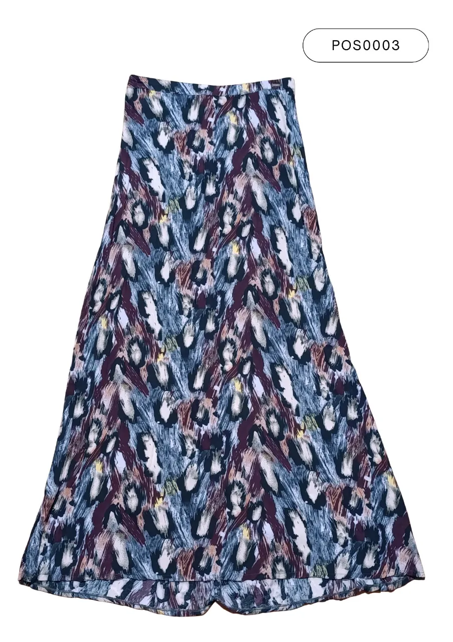 Pollera larga "Julien" estampada con un diseño abstracto y vibrante en tonos de azul, blanco y amarillo. Ideal para un look canchero y con personalidad. Perfecta para combinar con tops o remeras básicas.
Medidas:
(A) 36 cm
(B) 44 cm
(C) 104 cm