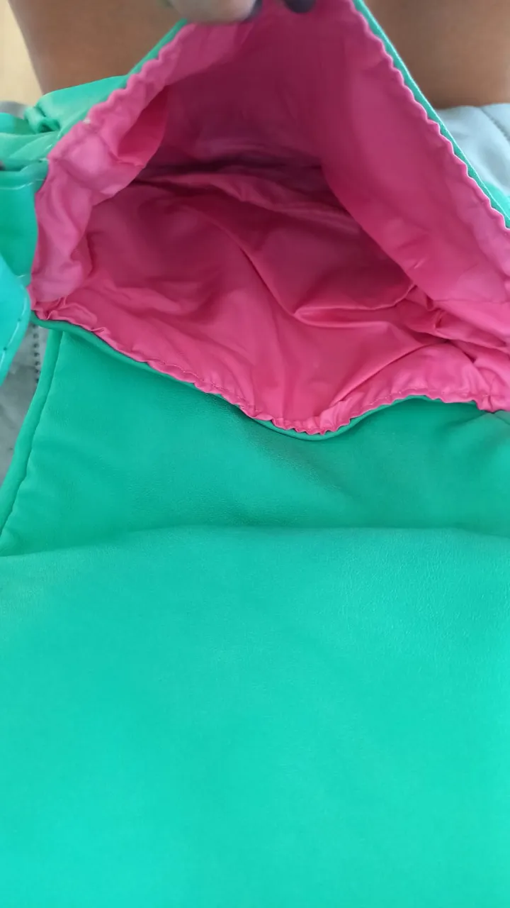 Monedero A ≠ - Vista 4