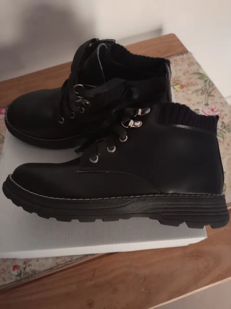 Botines Otra - Vista 2