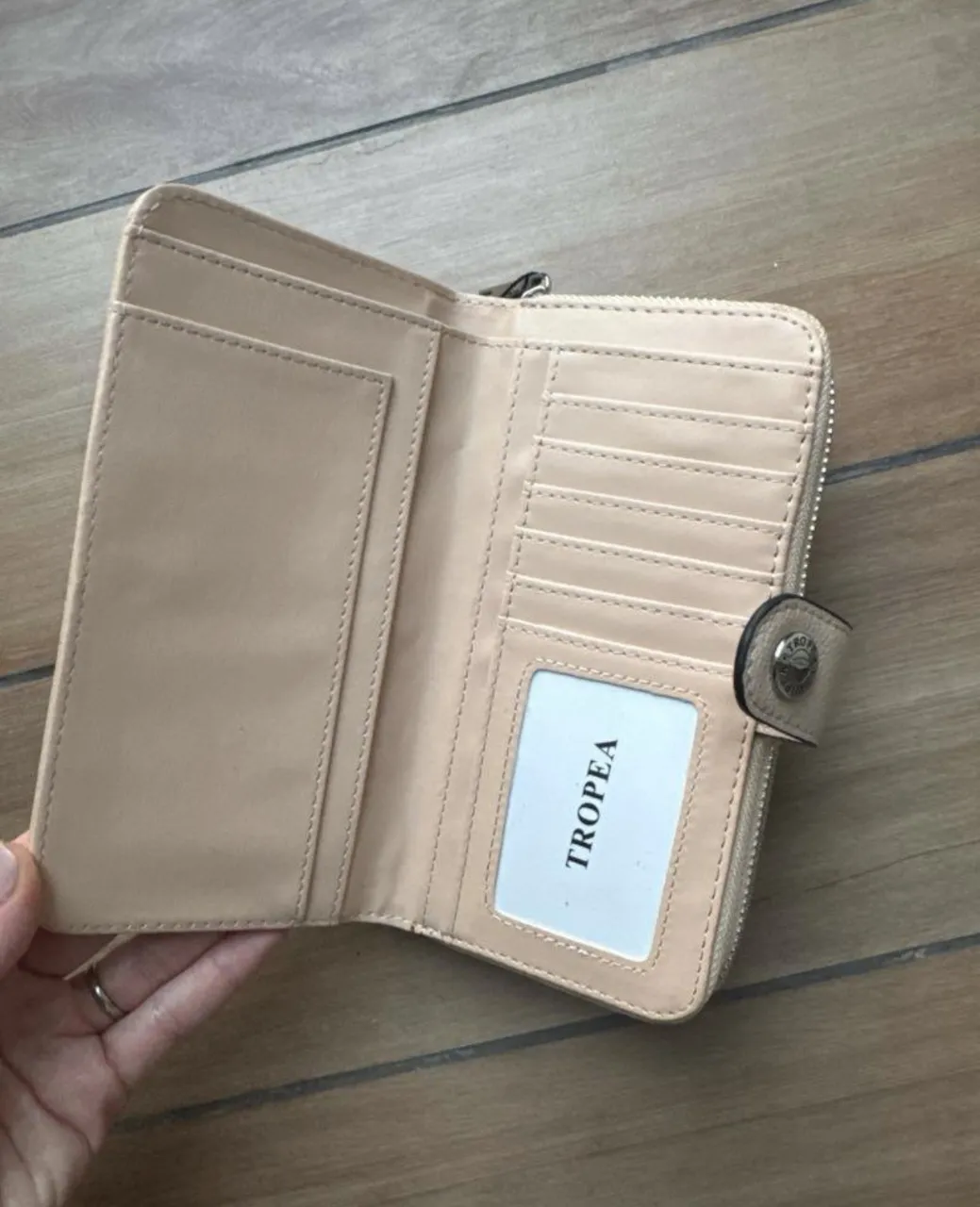 Billetera Tropea - Vista 3