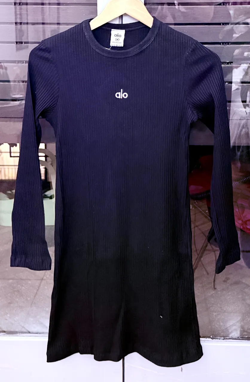 Remera Alo Yoga - Vista 3