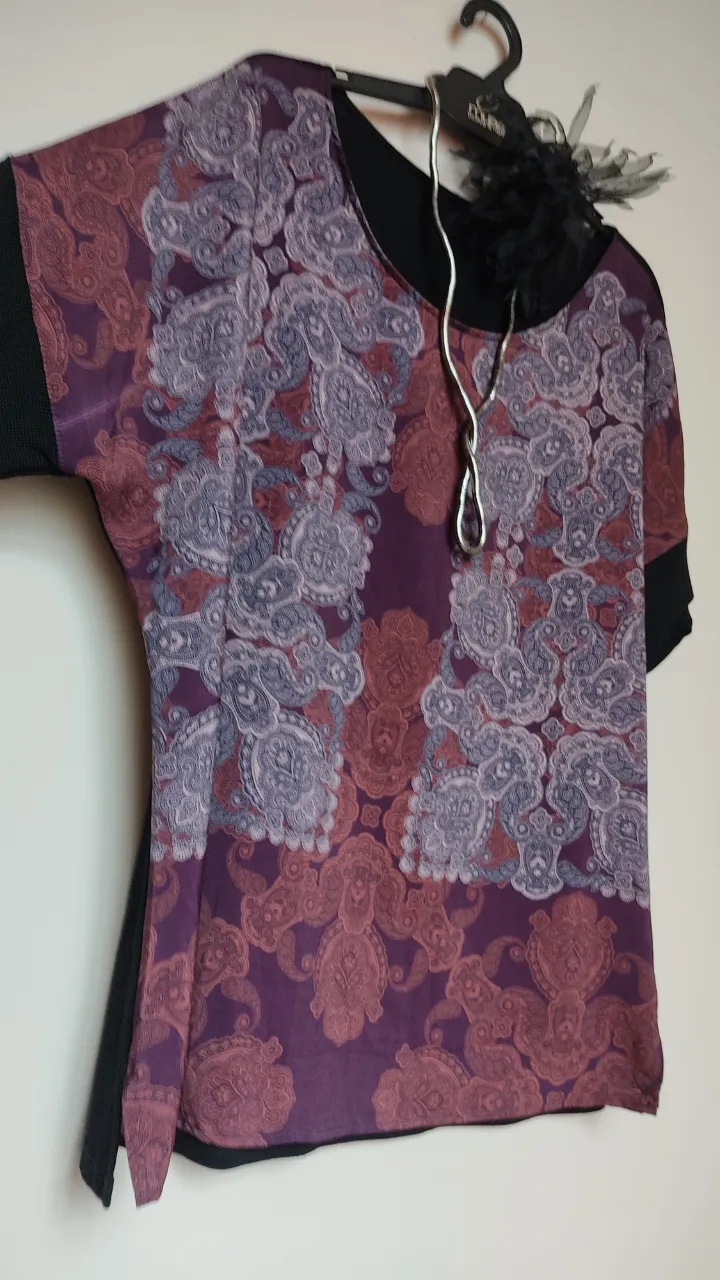 Remera Importada - Vista 2