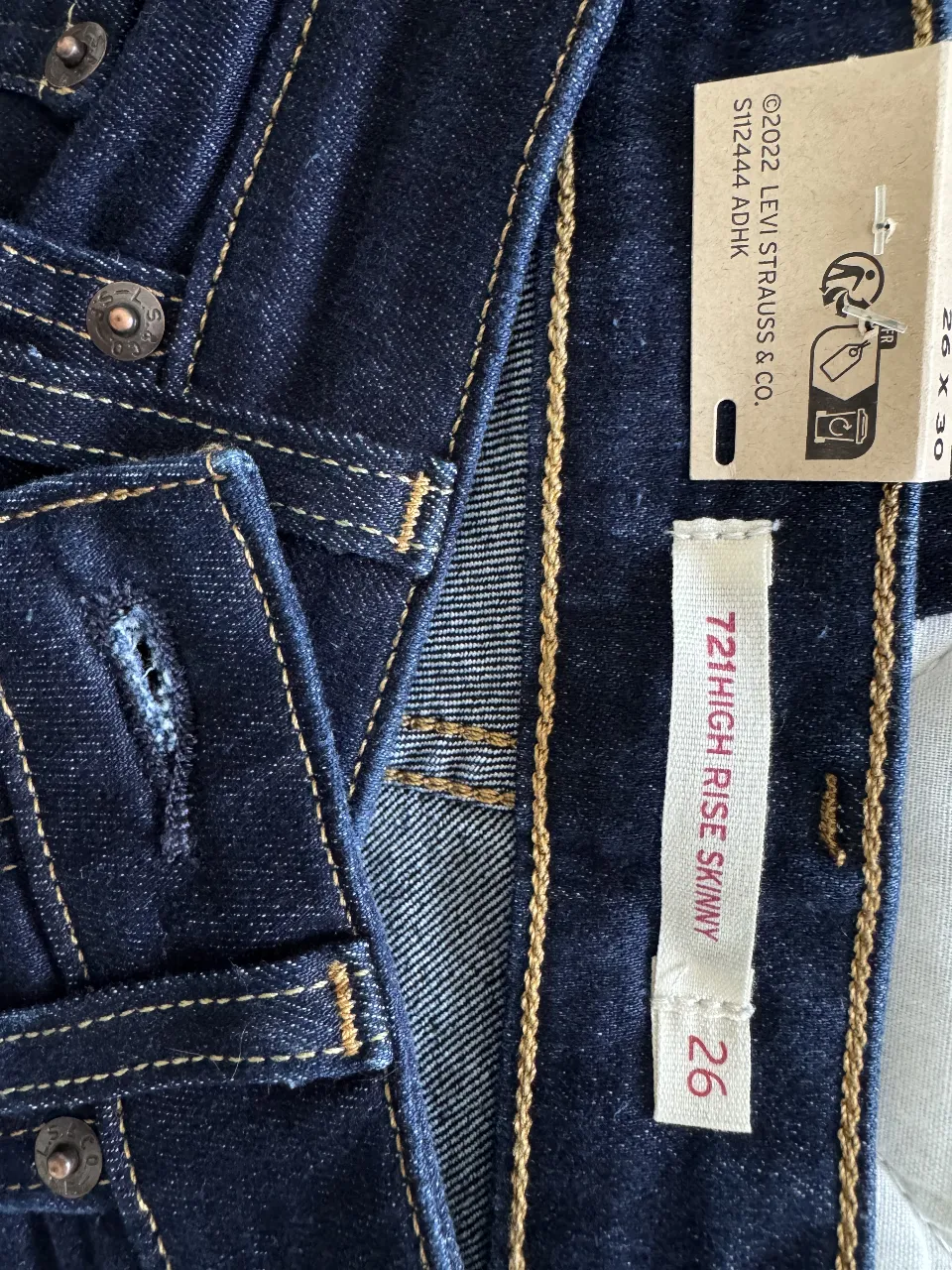 Jean Levi's - Vista 5