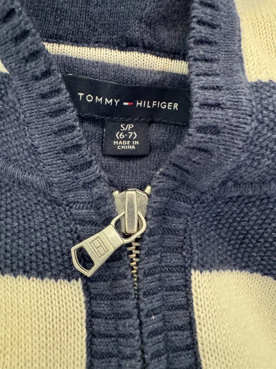 Buzo Tommy Hilfiger - Vista 3