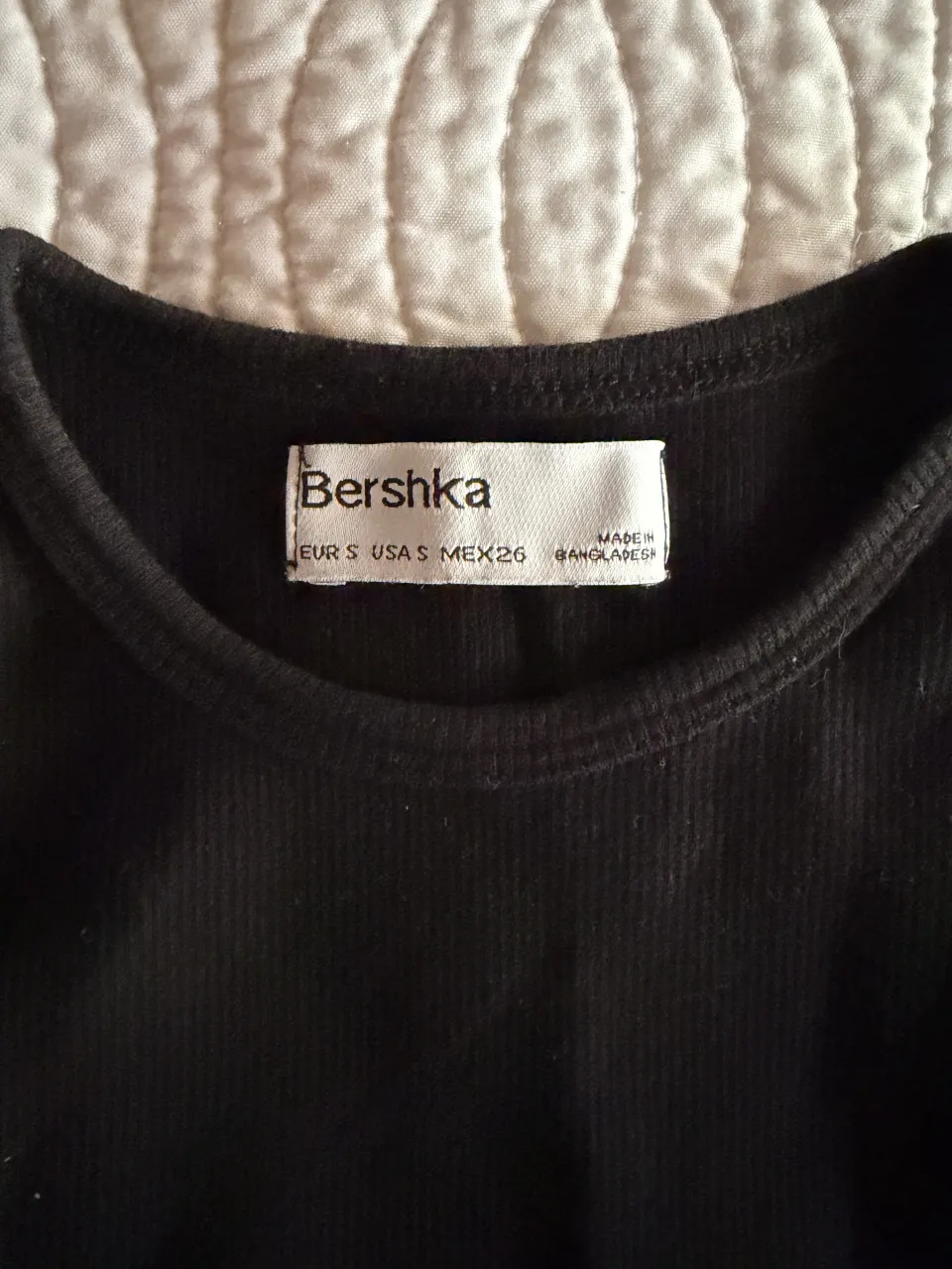 Top Bershka - Vista 3