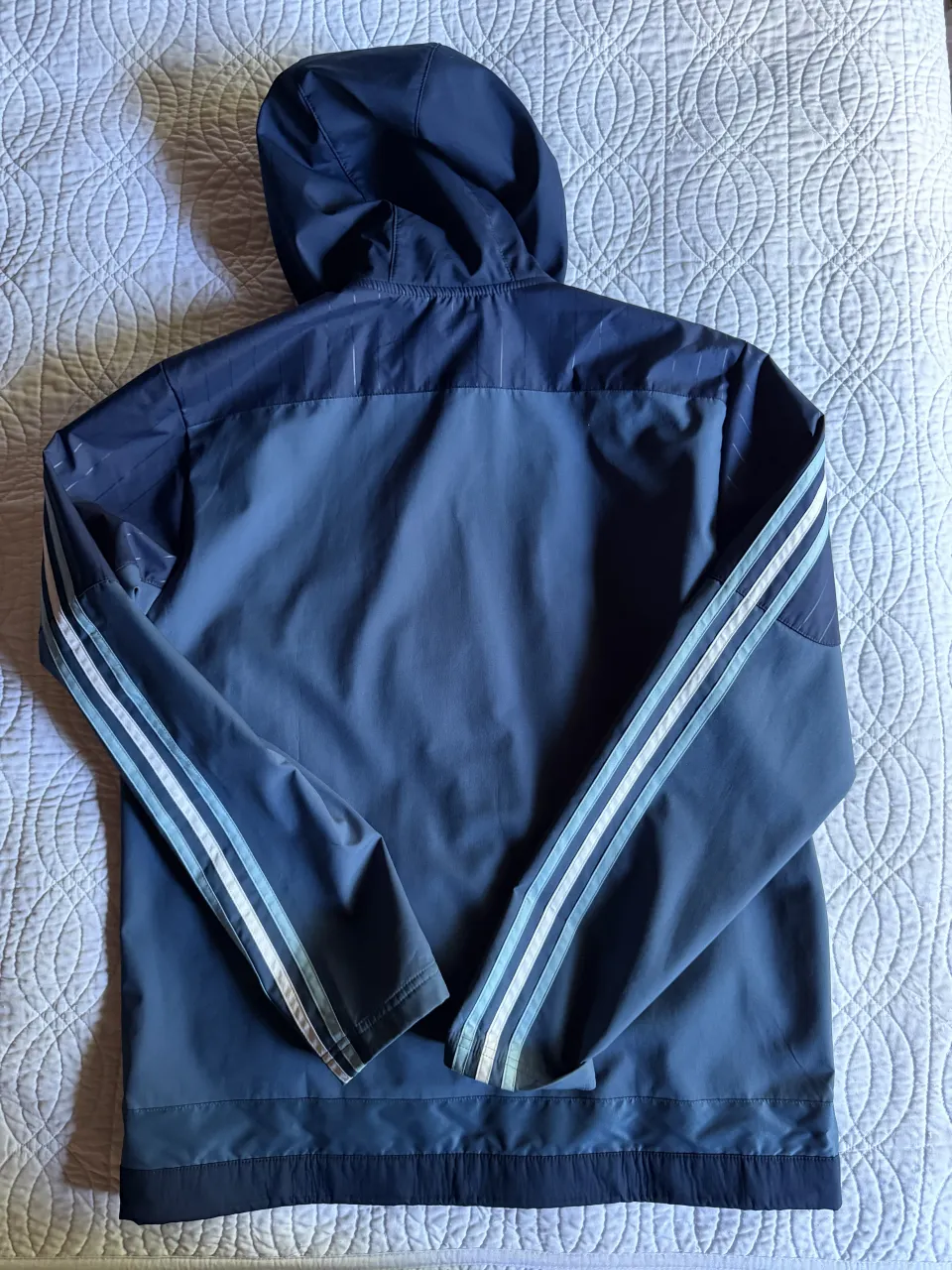 Campera adidas - Vista 2