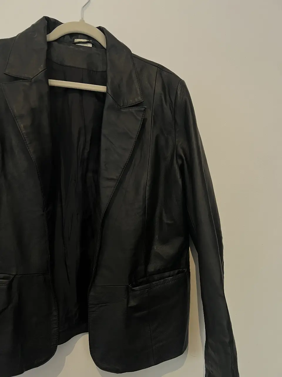 Blazer Cuero - Vista 2