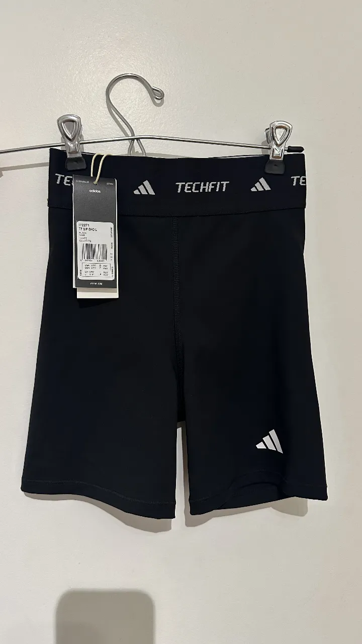 Short adidas