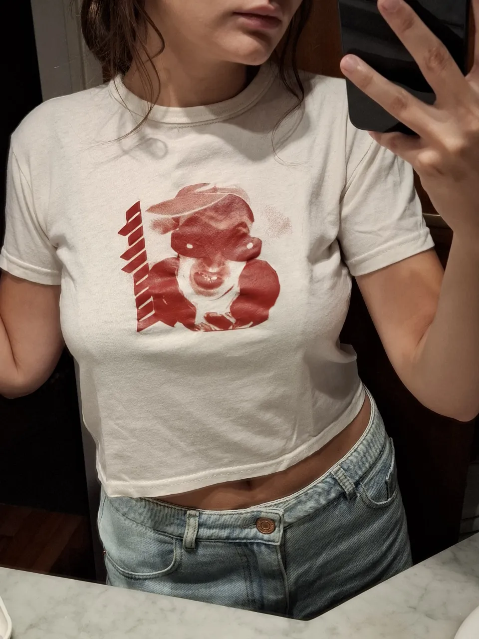 Remera A ≠ - Vista 3