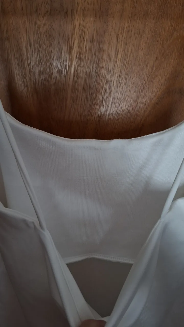 Body A ≠ - Vista 3