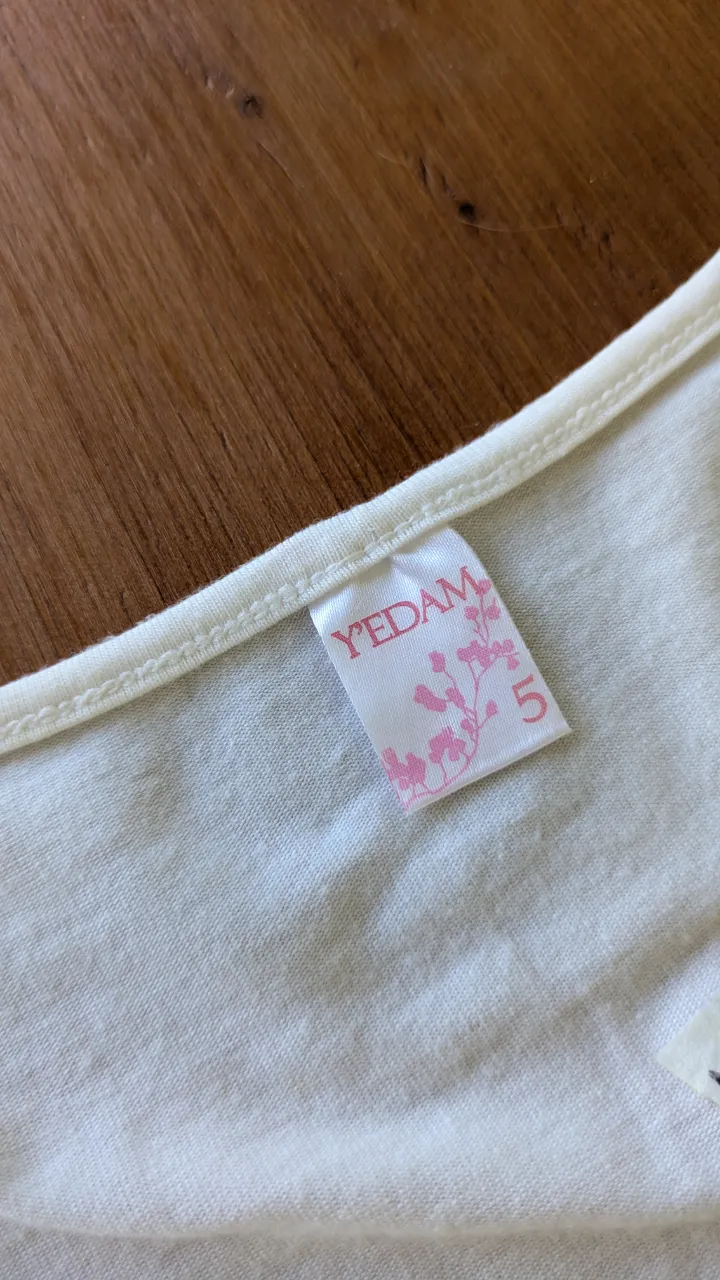 Remera Yedam - Vista 2