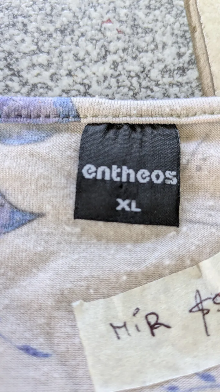Remera Etheos - Vista 2