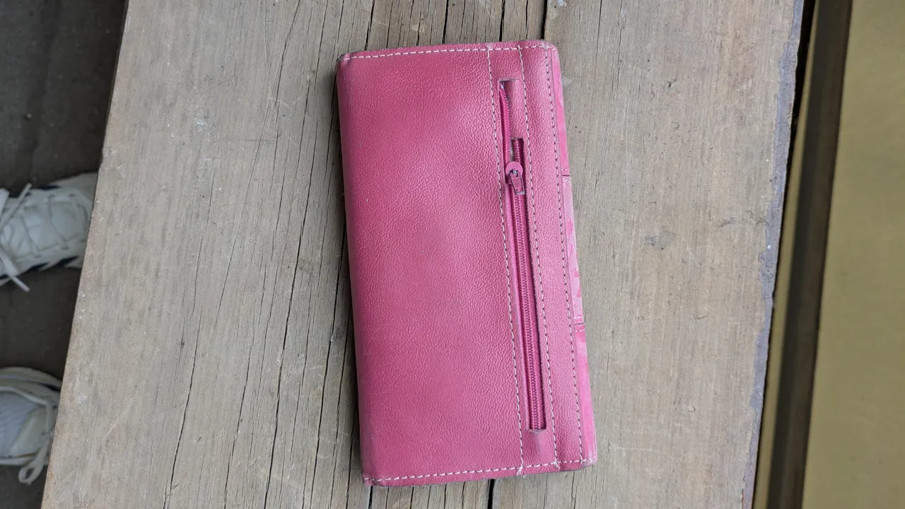 Billetera Cuero - Vista 3