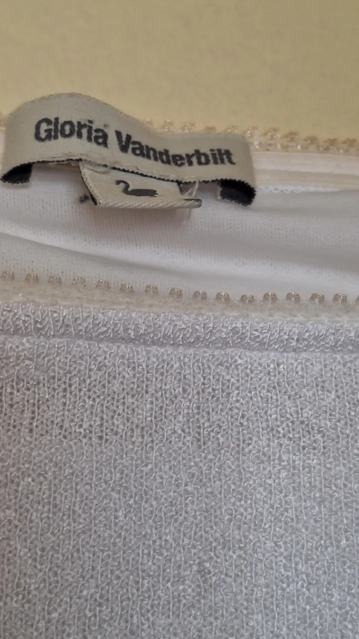 Pollera Gloria vanderbilt - Vista 2