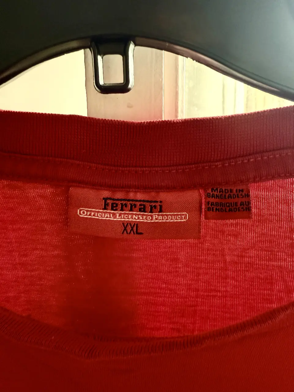 Camiseta Ferrari - Vista 2