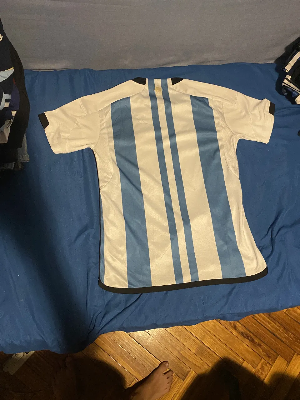 Camiseta adidas - Vista 2
