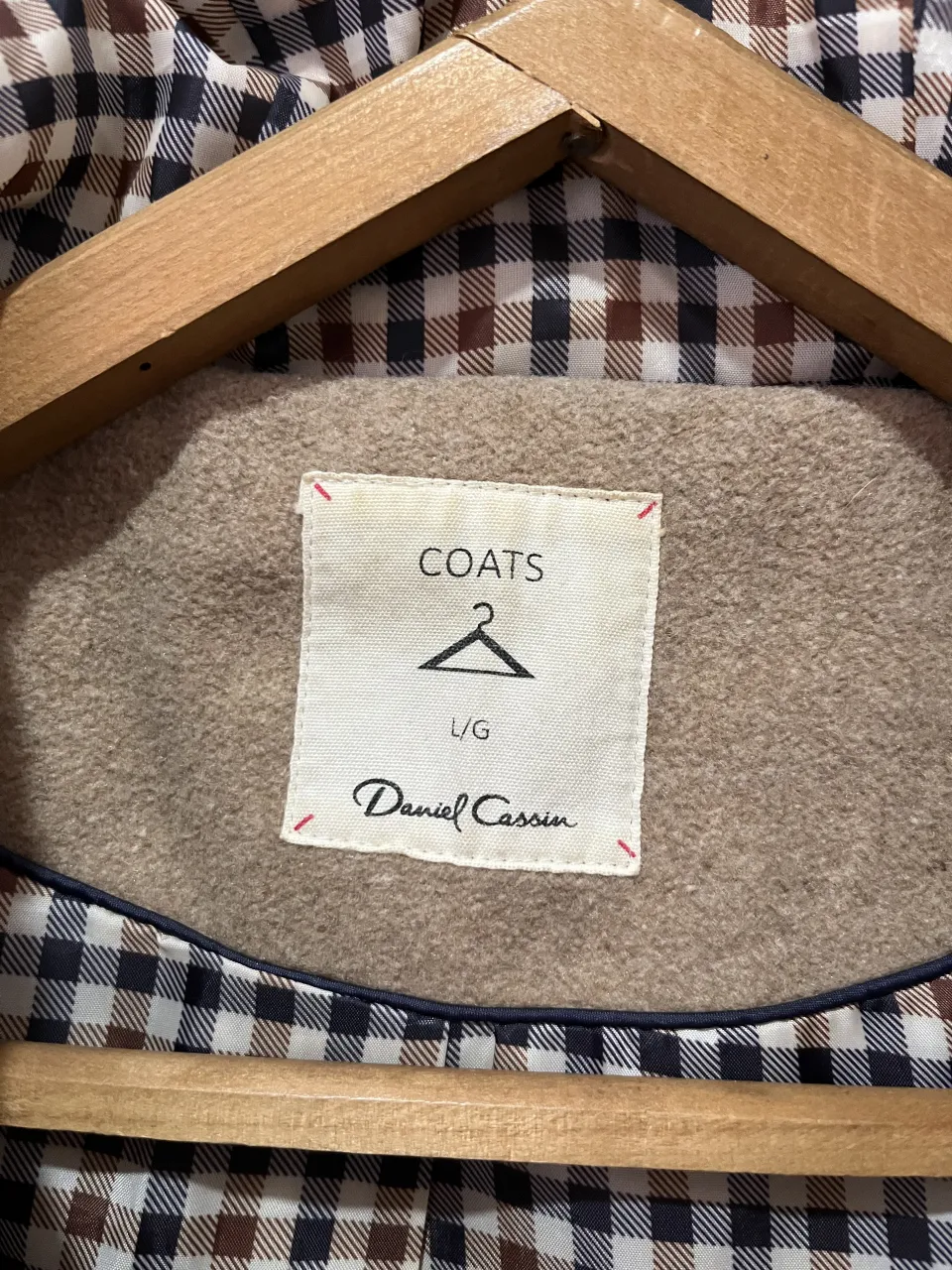 Campera Daniel Cassin - Vista 3