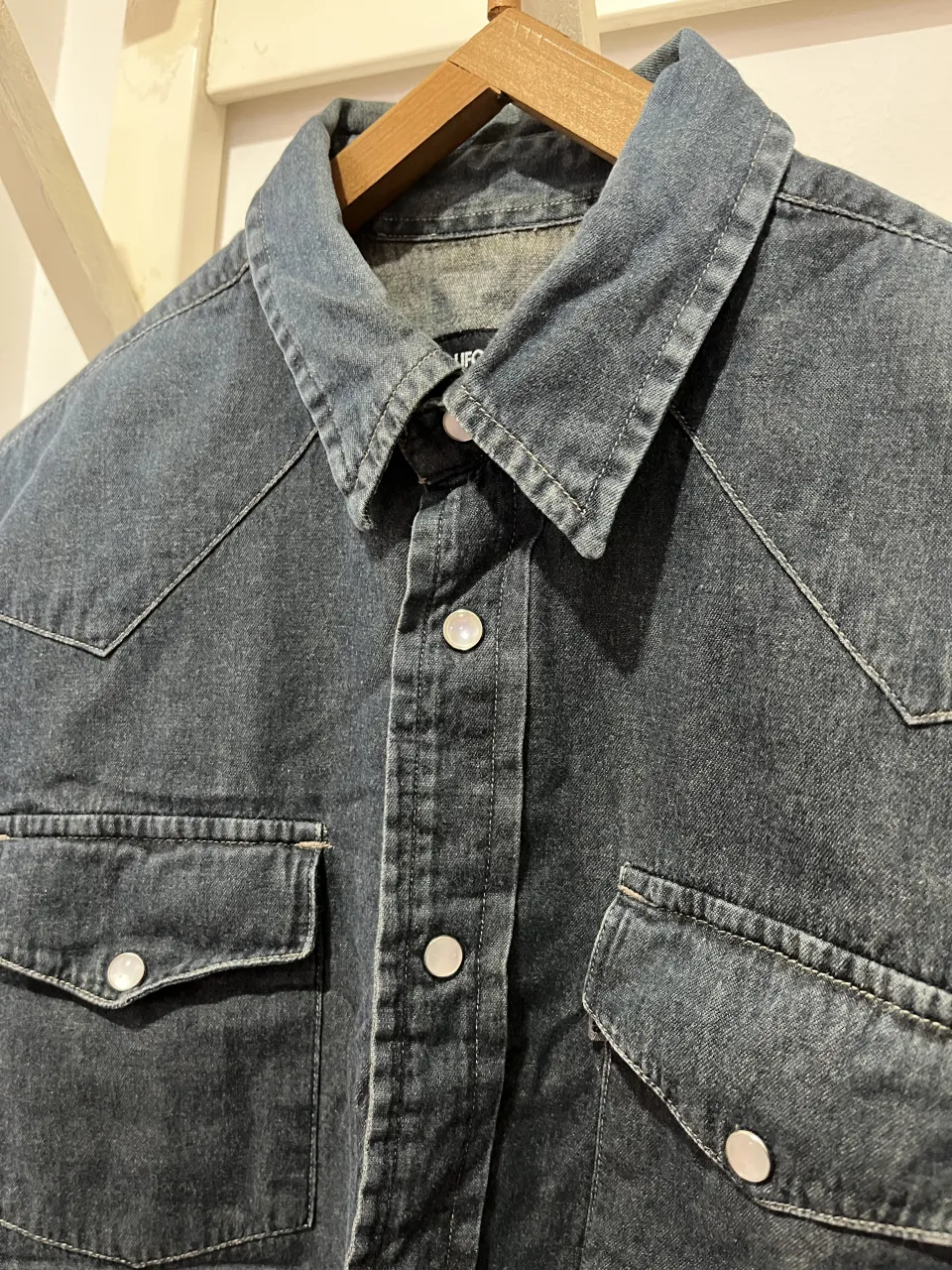 Camisa UFO - Vista 4