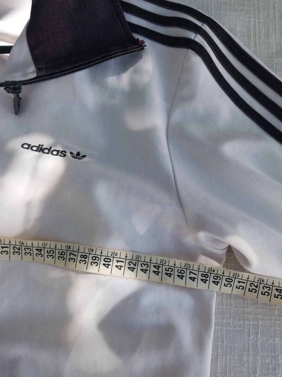 Campera adidas - Vista 4