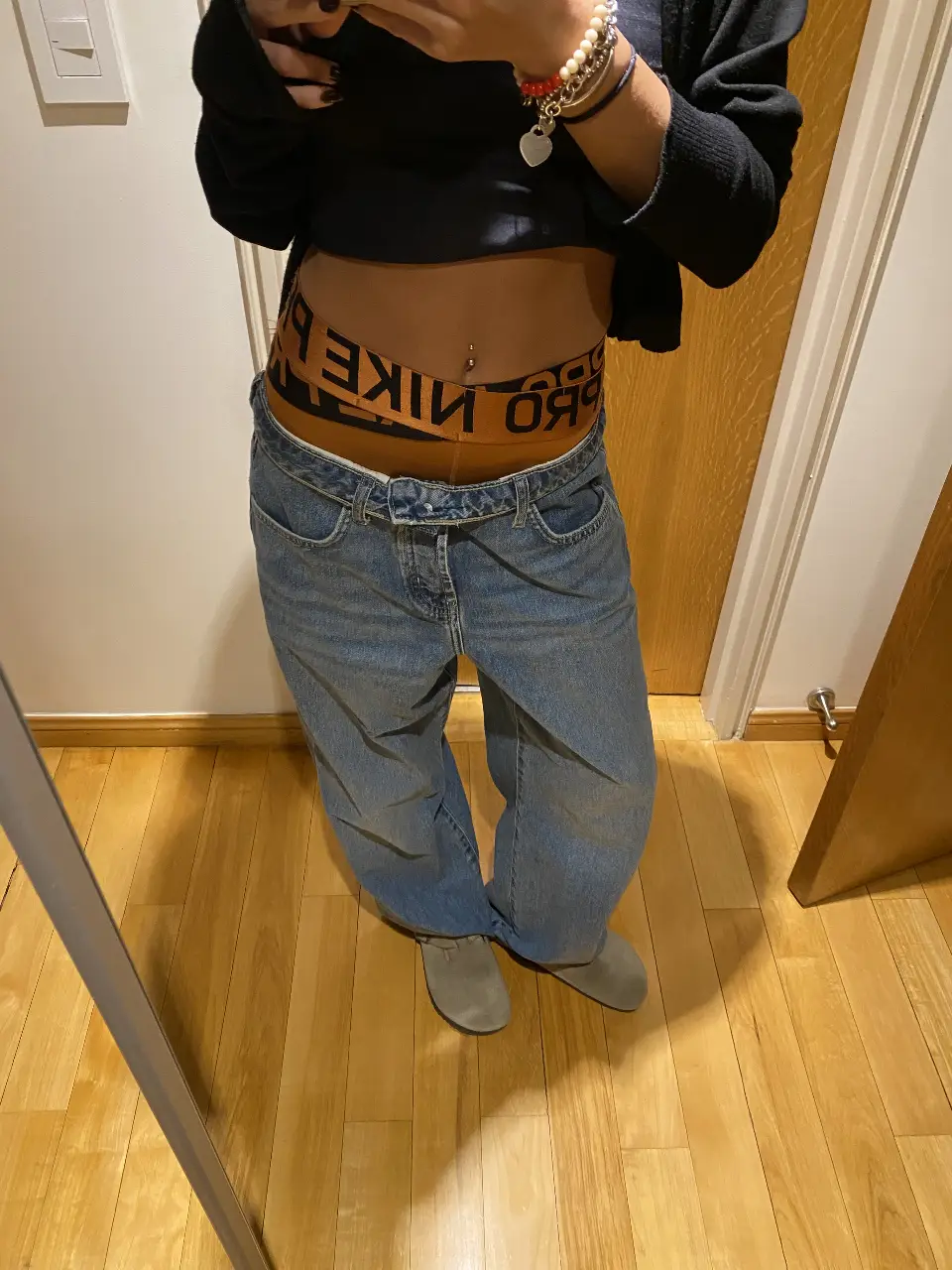 Jeans Forever 21 de tiro bajo doblados 
