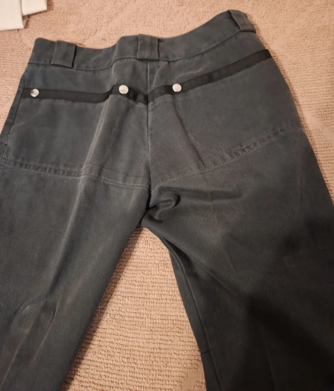 Pantalón Hostume - Vista 2