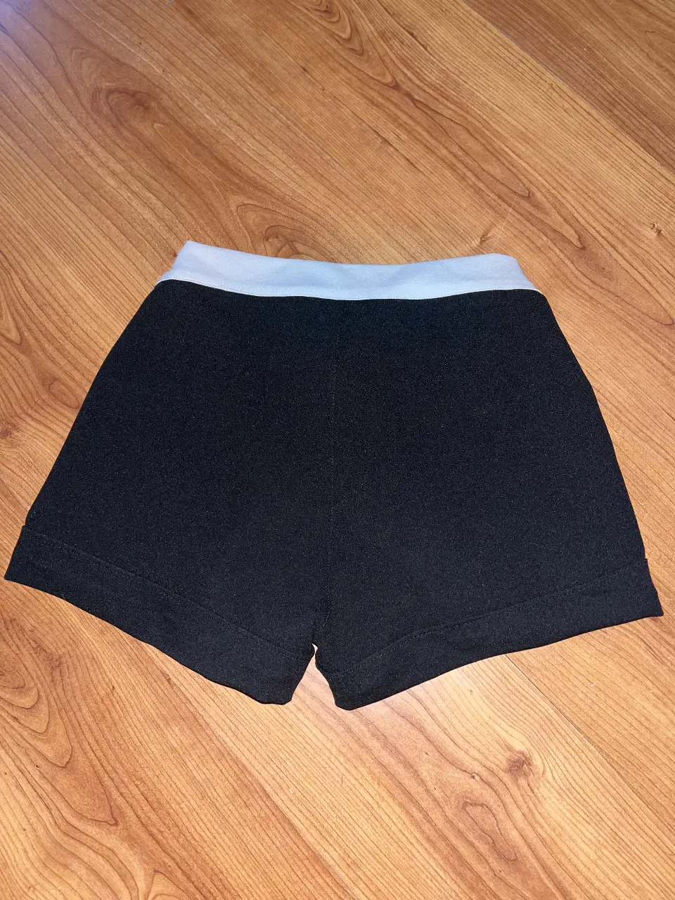 Short Sin marca - Vista 2
