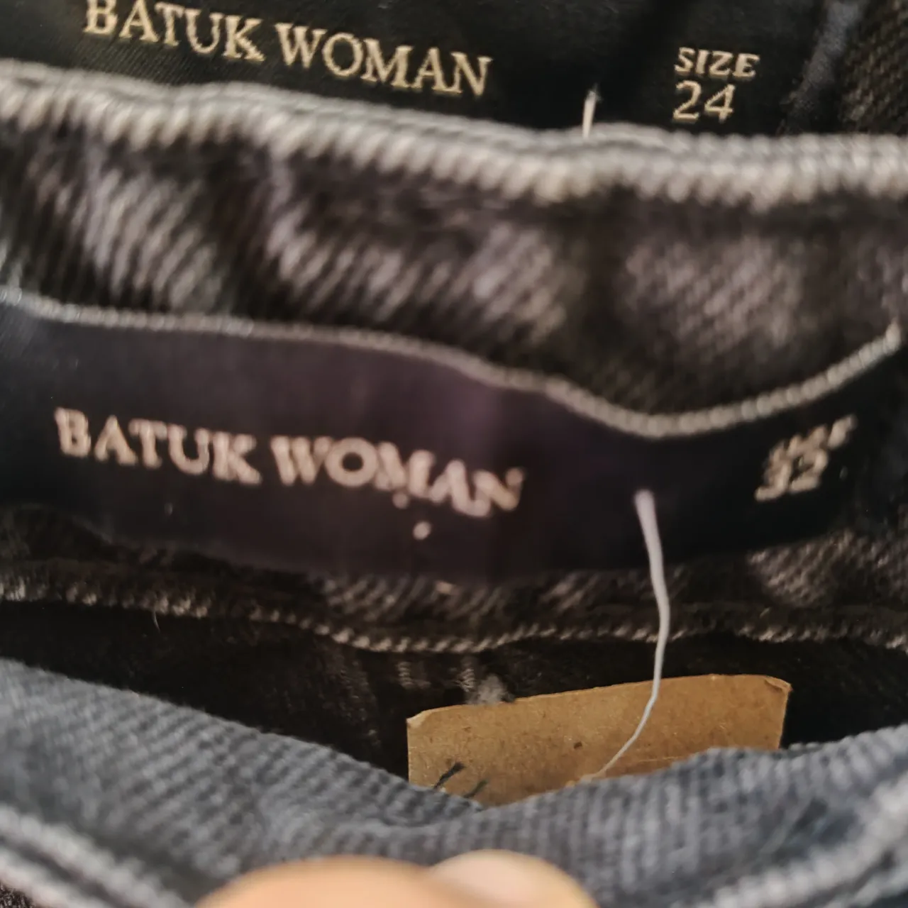 Short BATUK WOMAN - Vista 3