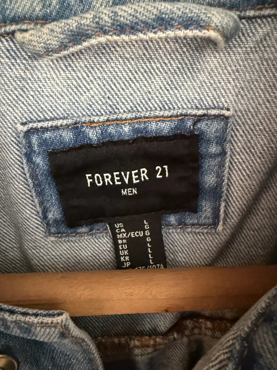 Campera Forever 21 - Vista 3