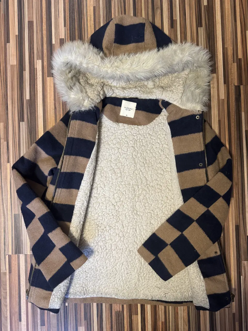 Campera Wanama - Vista 2