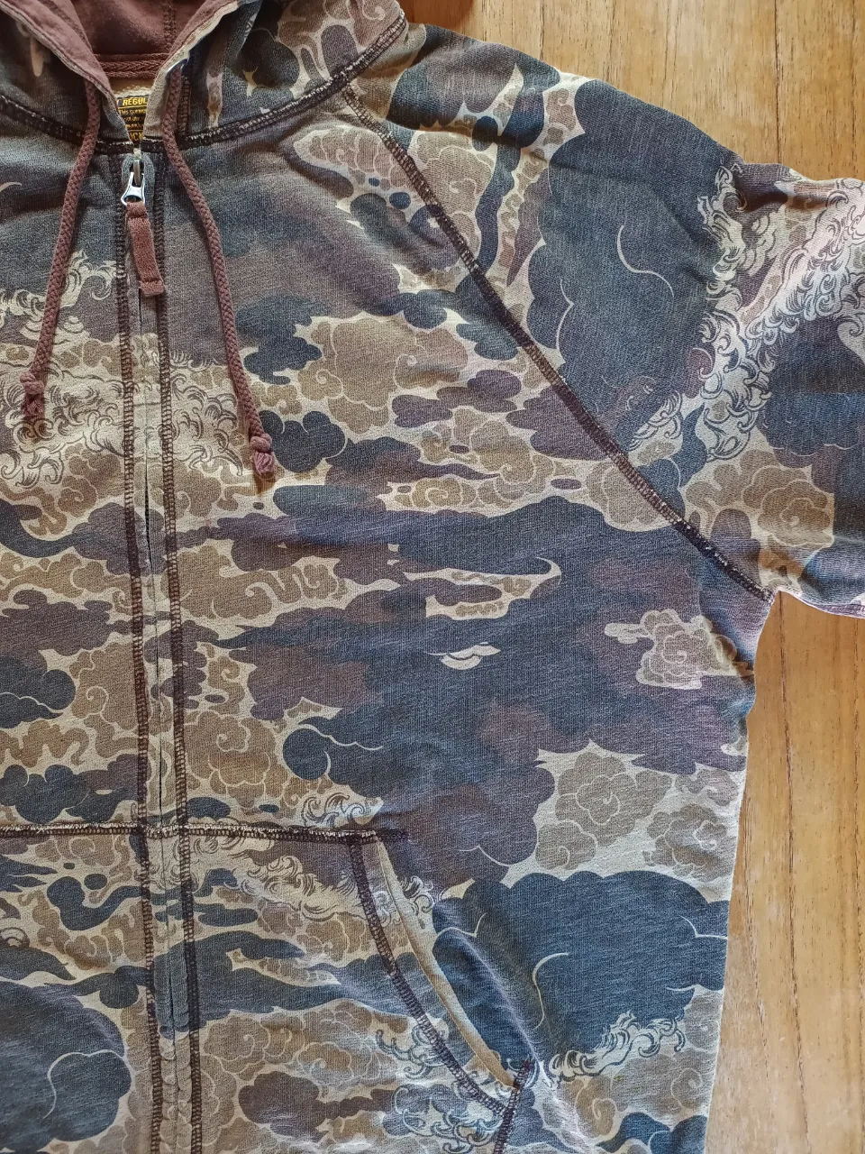 Buzo Lucky brand - Vista 7