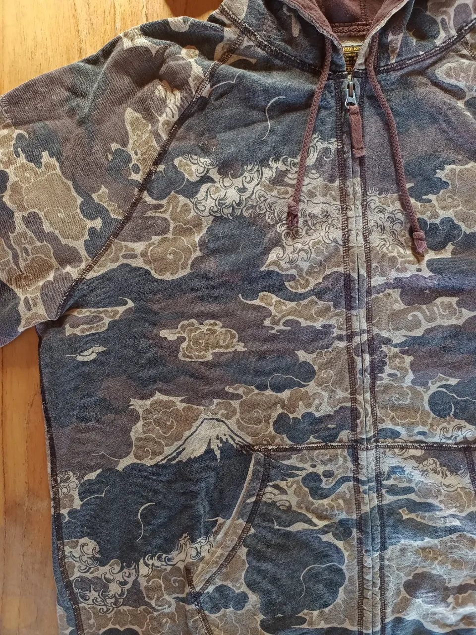 Buzo Lucky brand - Vista 6