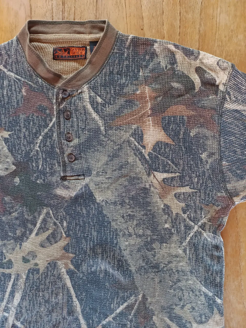 Remera Realtree - Vista 6
