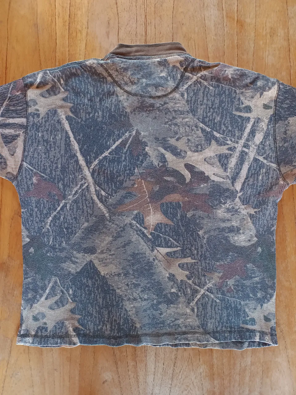 Remera Realtree - Vista 9