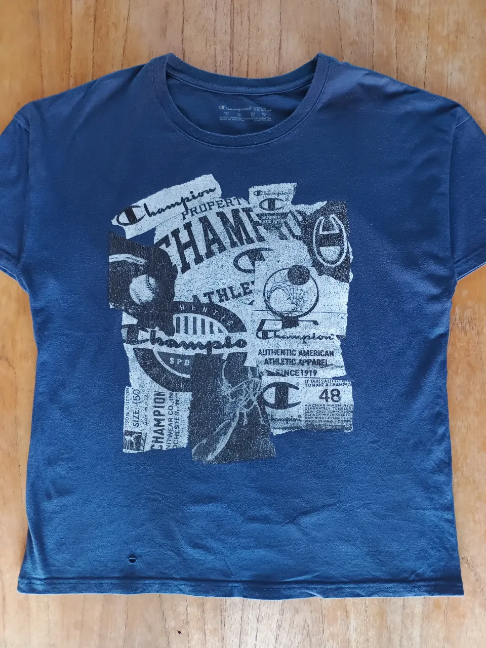 Remera Champion - Vista 4