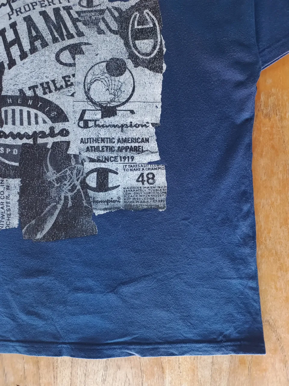 Remera Champion - Vista 3