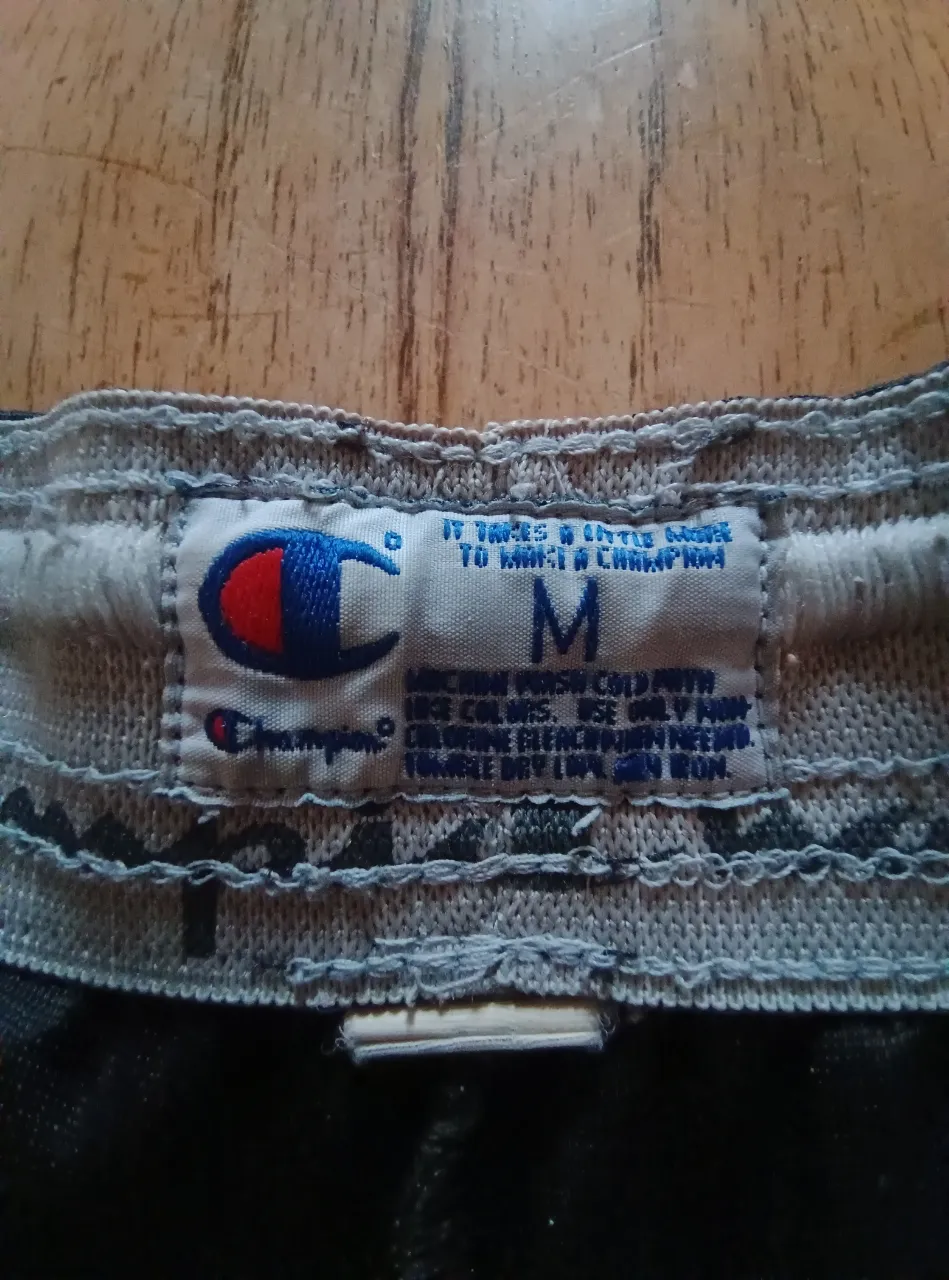 Short Champion - Vista 6