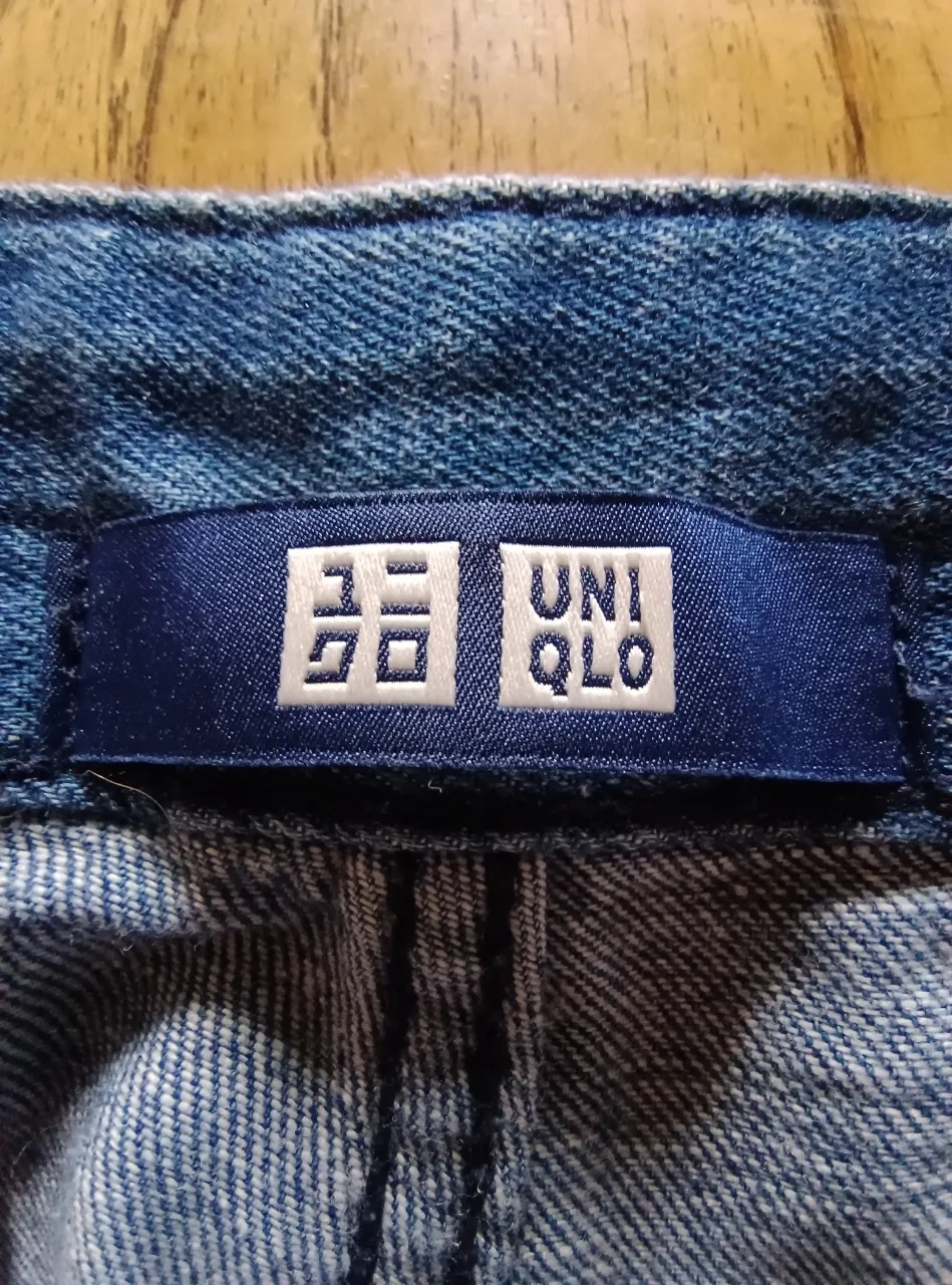 Jean Uniqlo - Vista 6