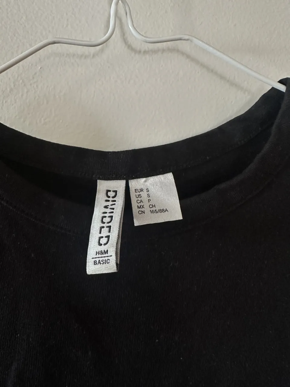 Remera H&M - Vista 2