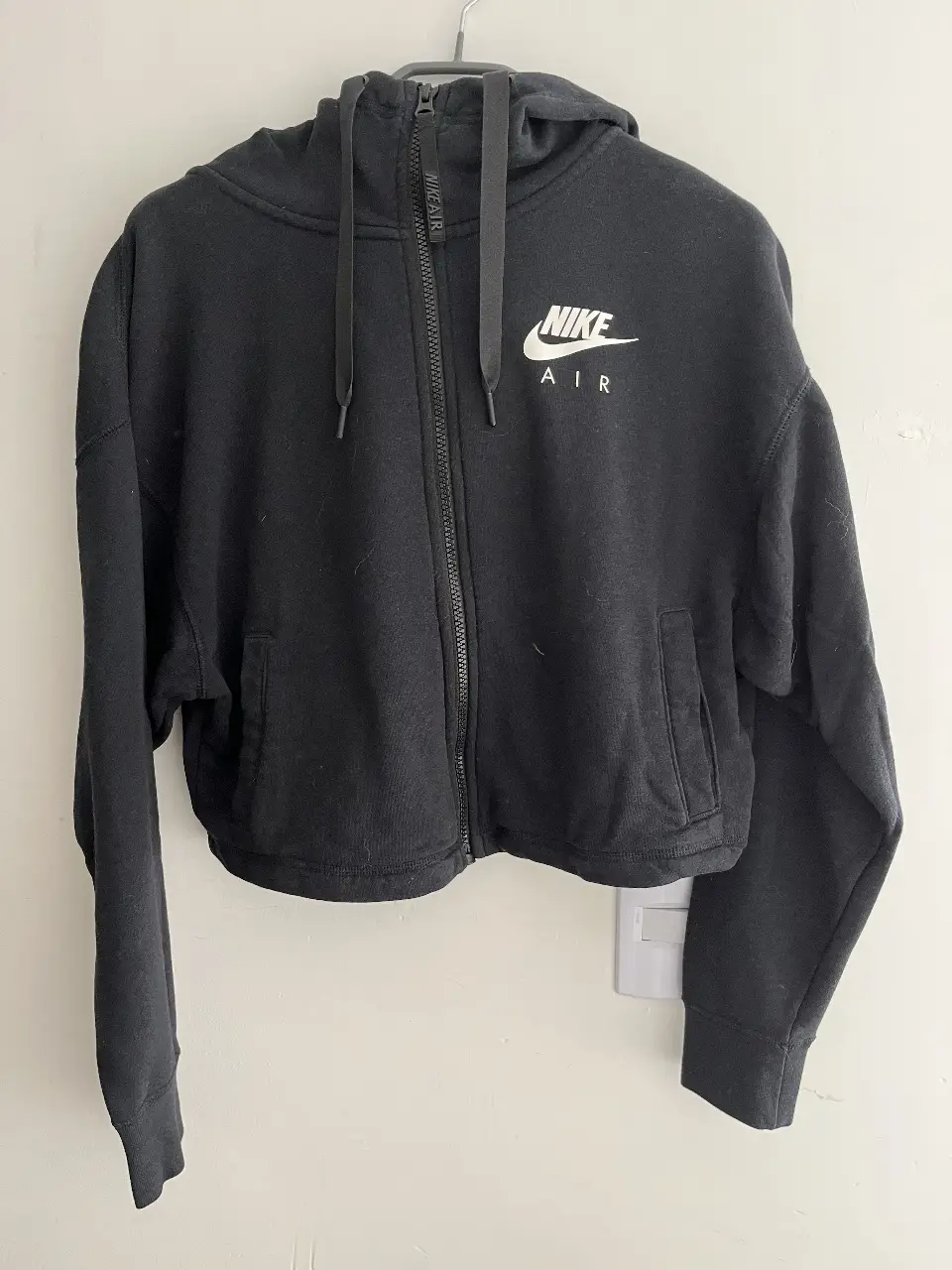 Buzo cropped Nike Air