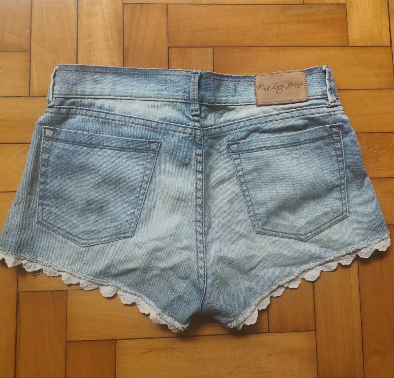 Short Ona Saez - Vista 2