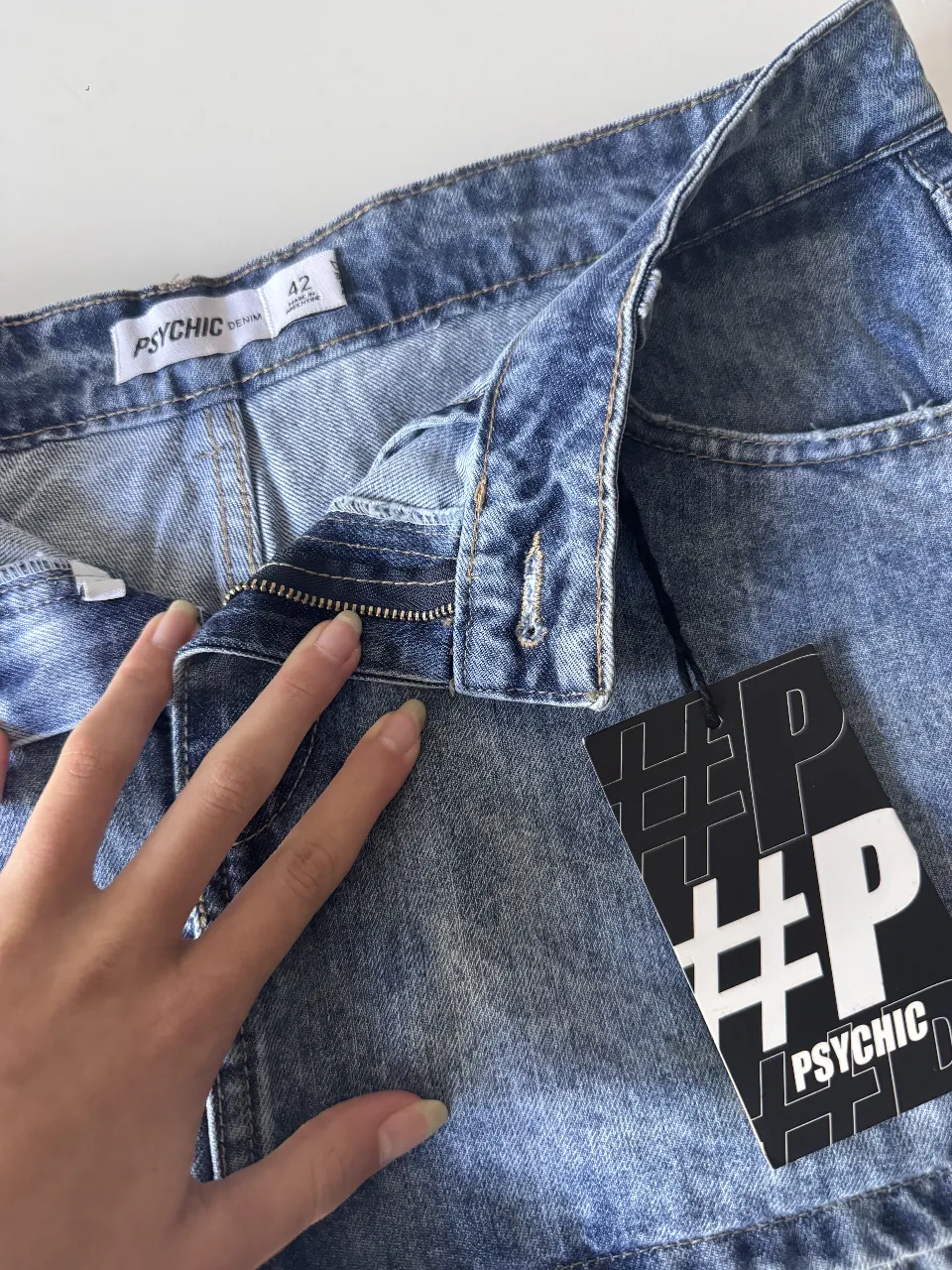 Pollera PSYCHIC - Vista 3