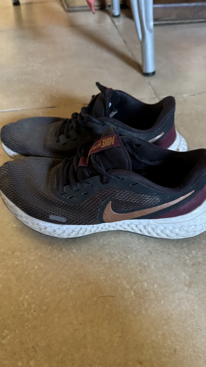 Zapatillas Nike - Vista 3