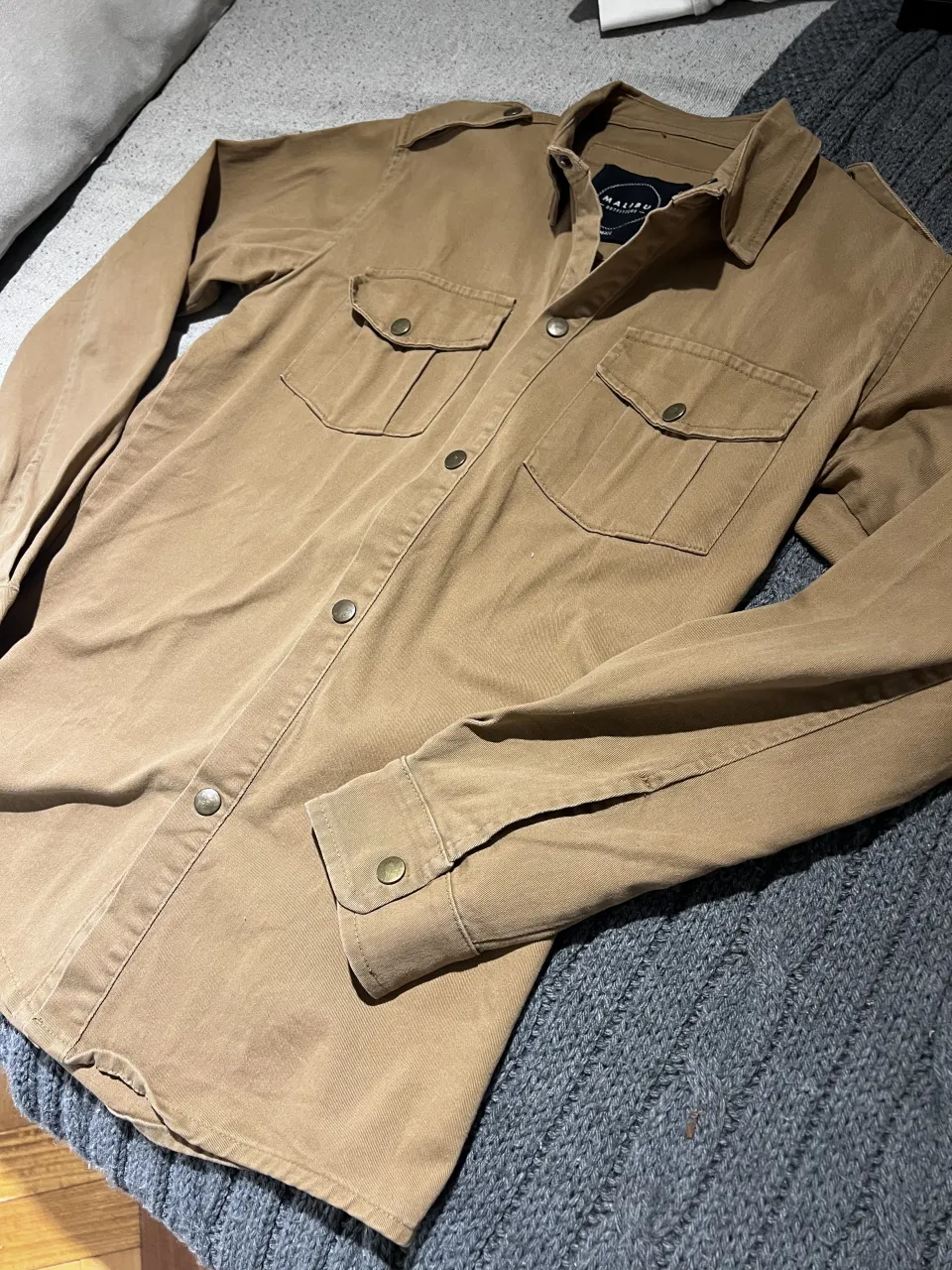 Camisa Malibú outfitters - Vista 3