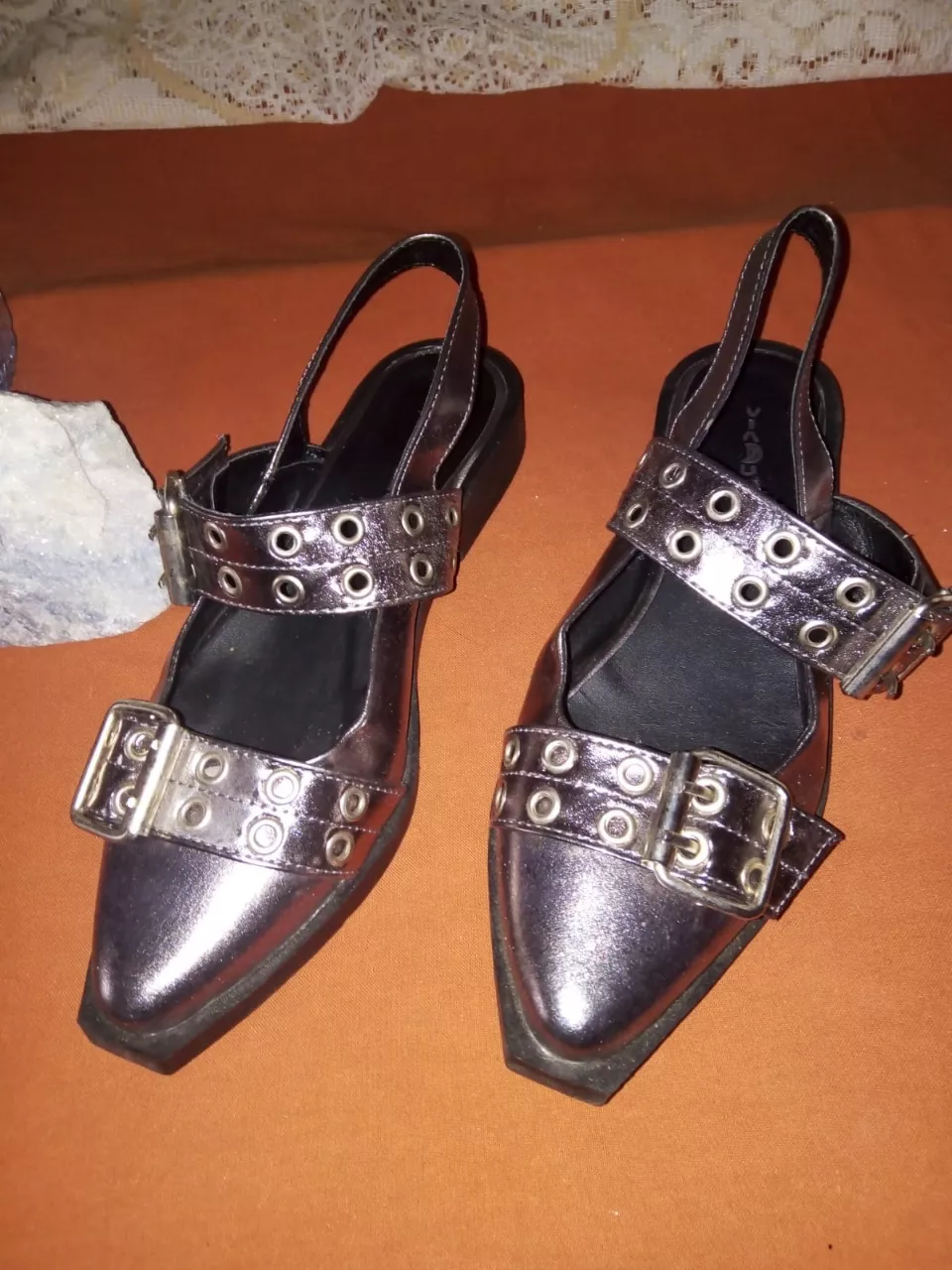 Sandalias A ≠ - Vista 2