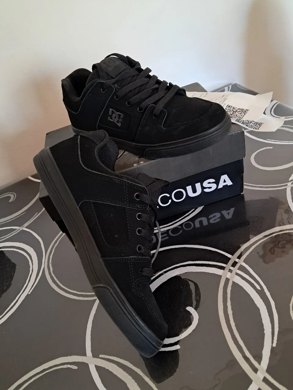 Zapatillas DC Shoes negras, modelo Pure, talle 6 US (24 cm). Ideales para el uso diario y actividades deportivas. NUEVAS (talle 36!!) 