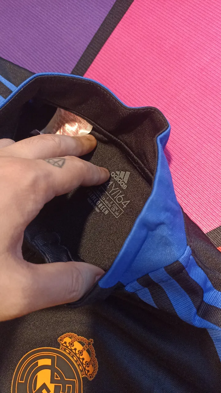 Remera adidas - Vista 4