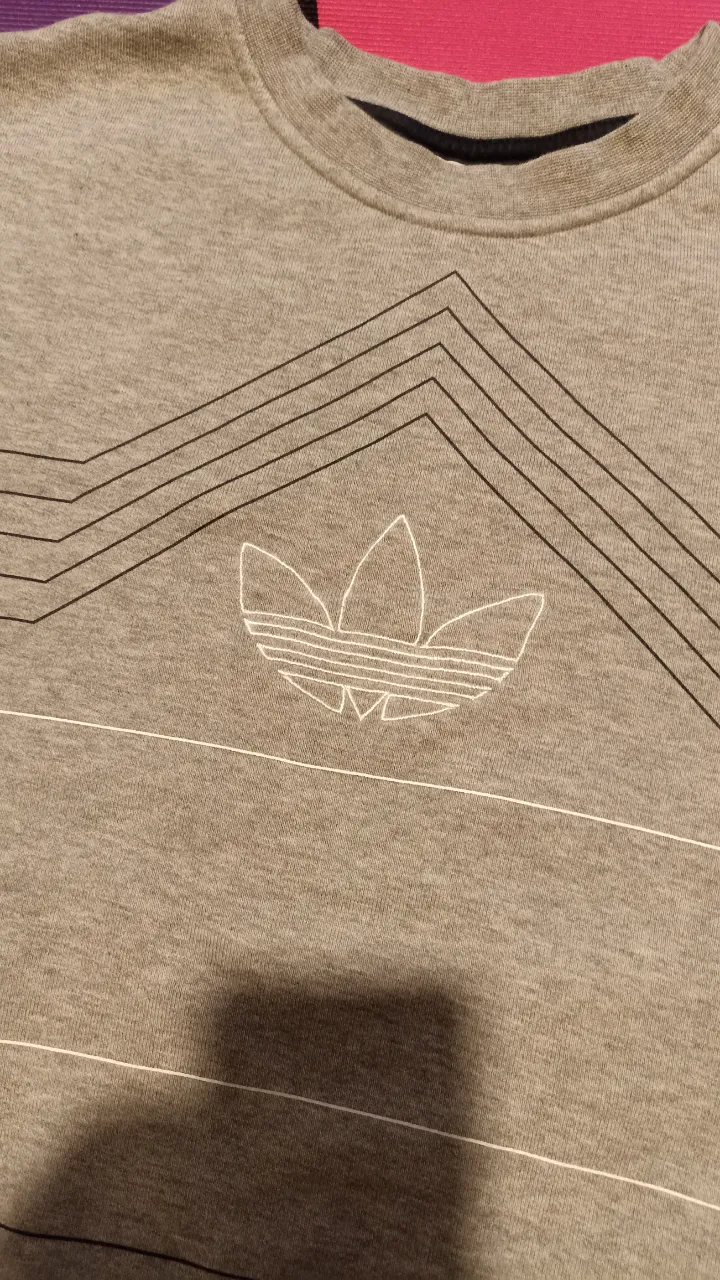 Buzo adidas - Vista 2