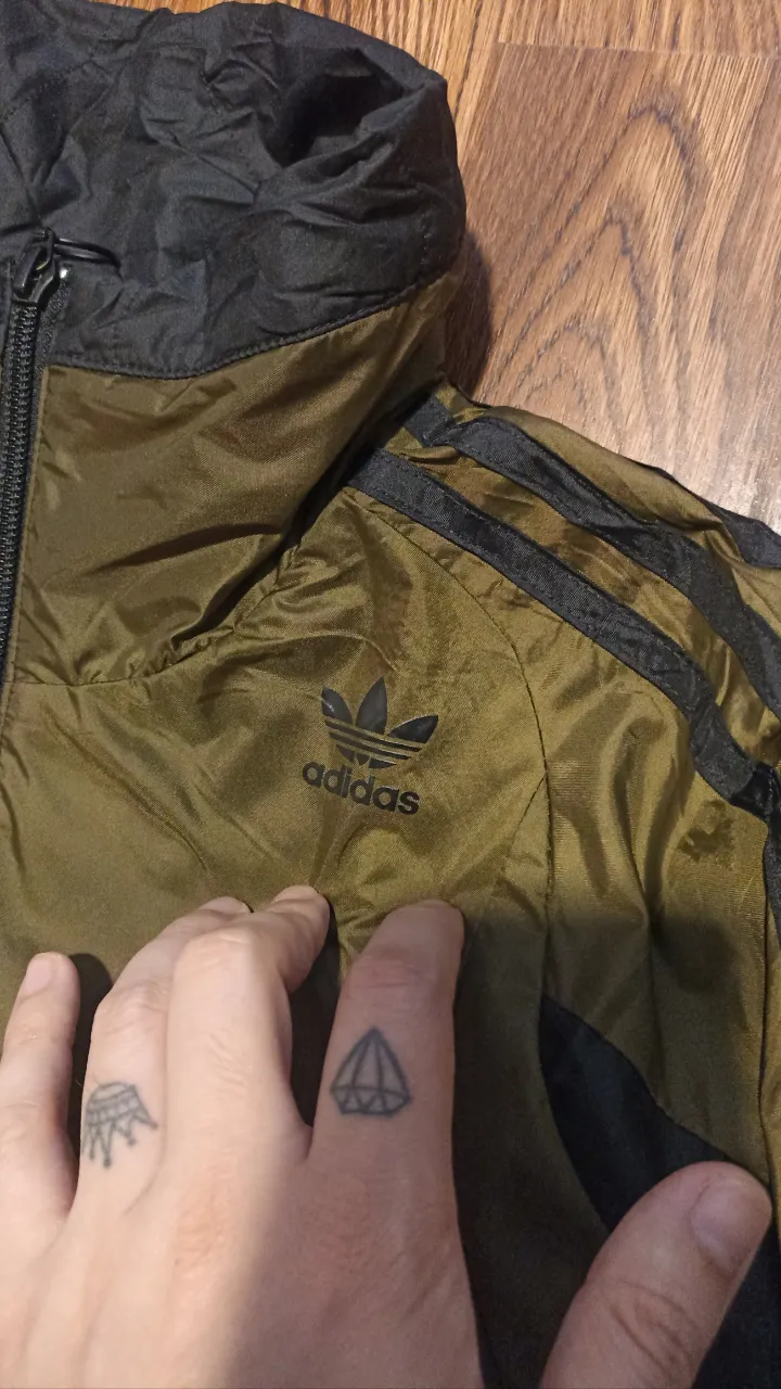 Campera adidas - Vista 2