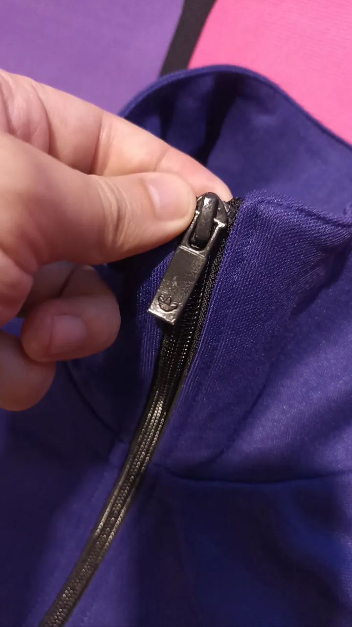 Campera adidas - Vista 3